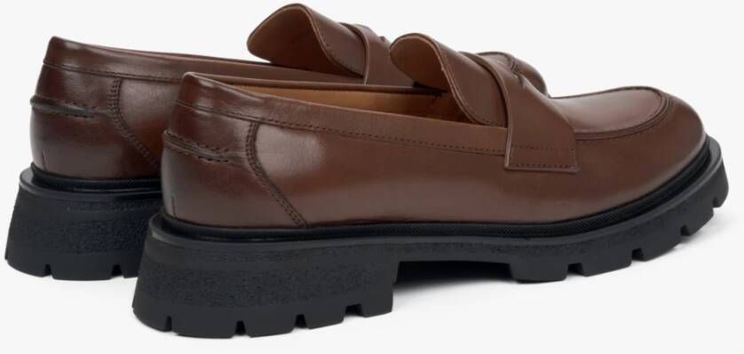 Estro Bruine loafers voor dames gemaakt van echt leer Brown Dames