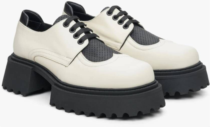 Estro Dames Beige & Zwart Leren Brogues met Chunky Sole Er00113785 Beige Dames