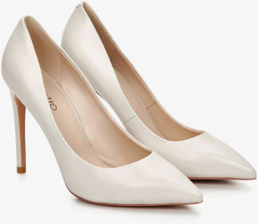 Estro Dames Licht Beige Leren Puntige Neus Hoge Hakken Er00110041 Beige Dames