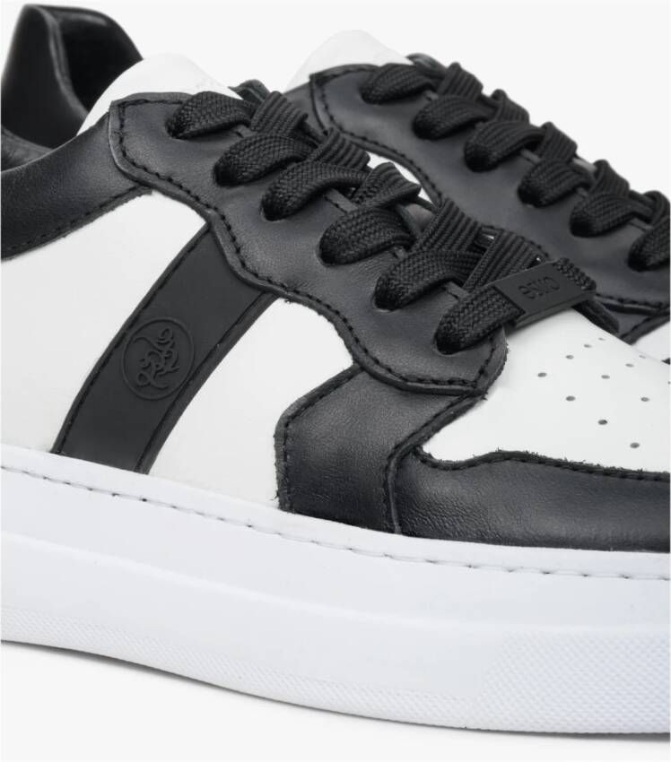 Estro Dames Zwart & Wit Leren Lage Sneakers Er00113060 Black Dames