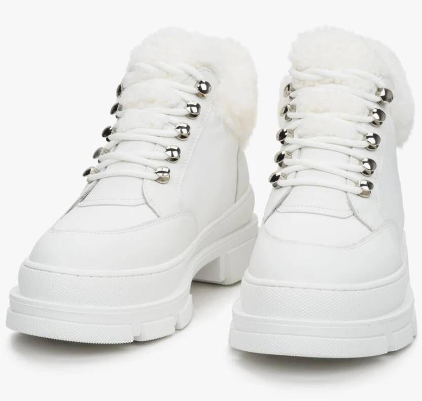 Estro Elegante Witte Veterschoenen voor de Winter White Dames