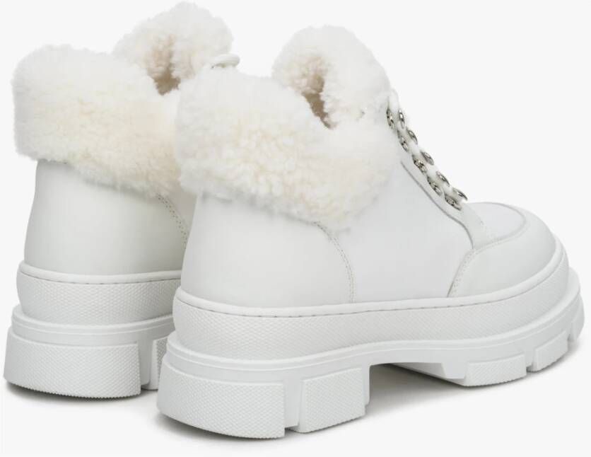 Estro Elegante Witte Veterschoenen voor de Winter White Dames