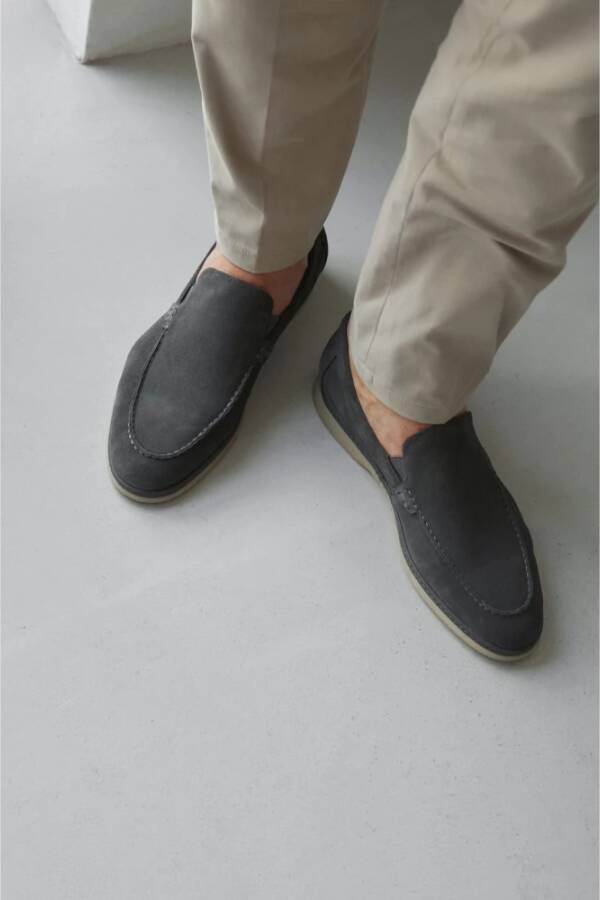 Estro Heren Grijze Loafers gemaakt van Echt Velours Er00112567 Gray Heren