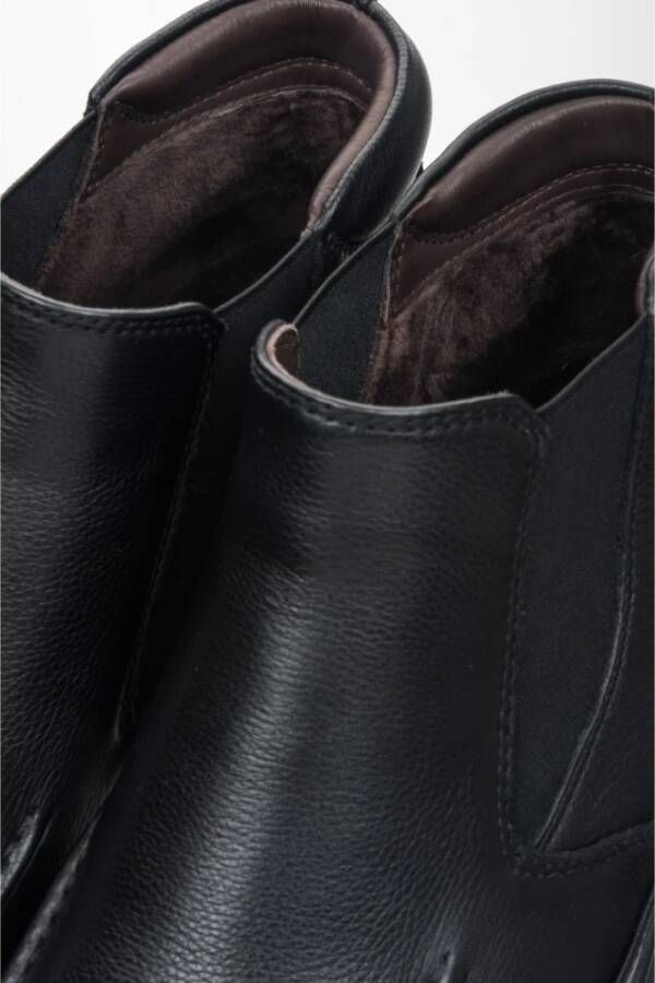 Estro Heren Zwarte Slip-On Chelsea Laarzen gemaakt van Echt Leer Black Heren