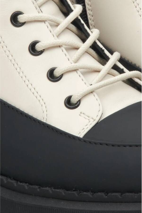 Estro Dames Beige & Zwarte Enkellaarzen gemaakt van Echt Leer Er00113296 Multicolor Dames