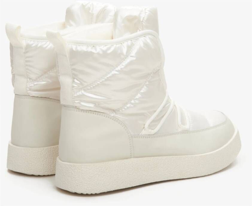 Estro Dames Licht Beige Bontgevoerde Sneeuwlaarzen Er00114128 Beige Dames
