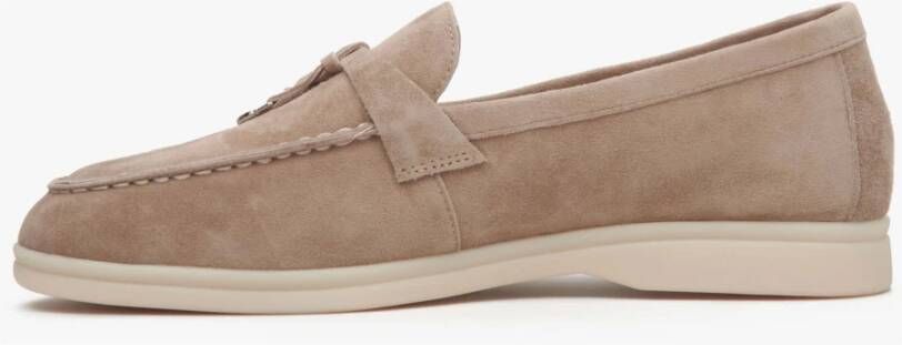 Estro Beige Kwast Loafers voor vrouwen gemaakt van Velours Brown Dames