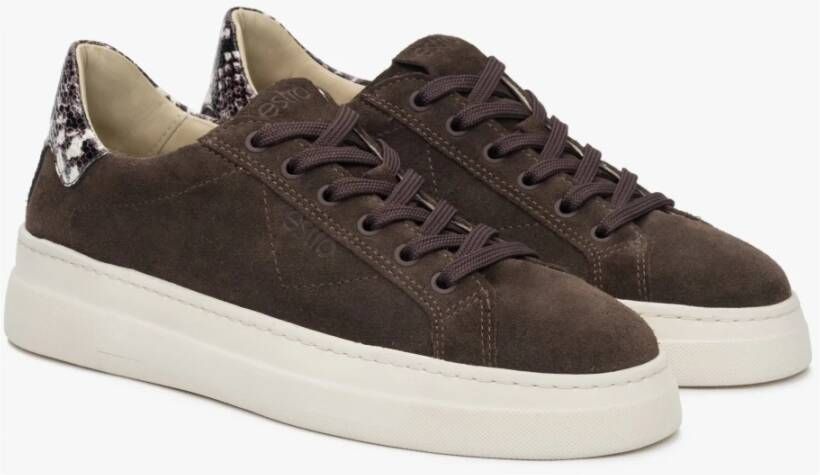Estro Saddle Brown Sneakers