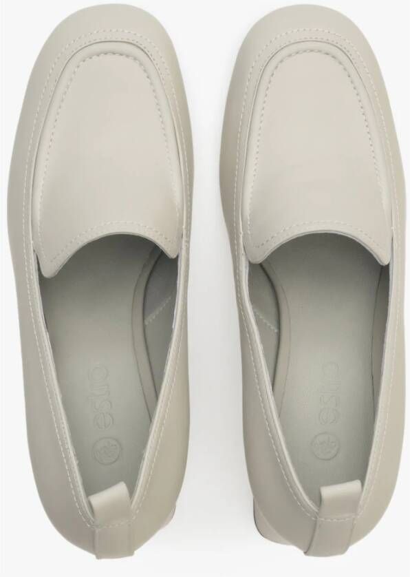 Estro Dames Loafers met Hak in Licht Beige Er00113589 Beige Dames