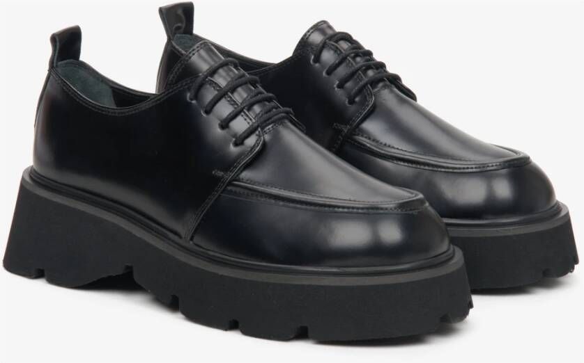 Estro Dames Zwarte Leren Brogues met Dikke Zool Er00113810 Black Dames