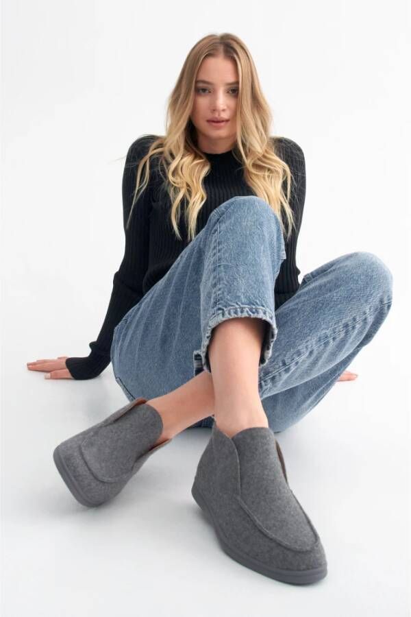 Estro Grijze instapmocassins voor dames Er00113921 Gray Dames