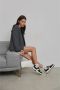 Estro Dames Zwart & Wit Velours & Leren Lage Sneakers Er00112594 Black Dames - Thumbnail 3