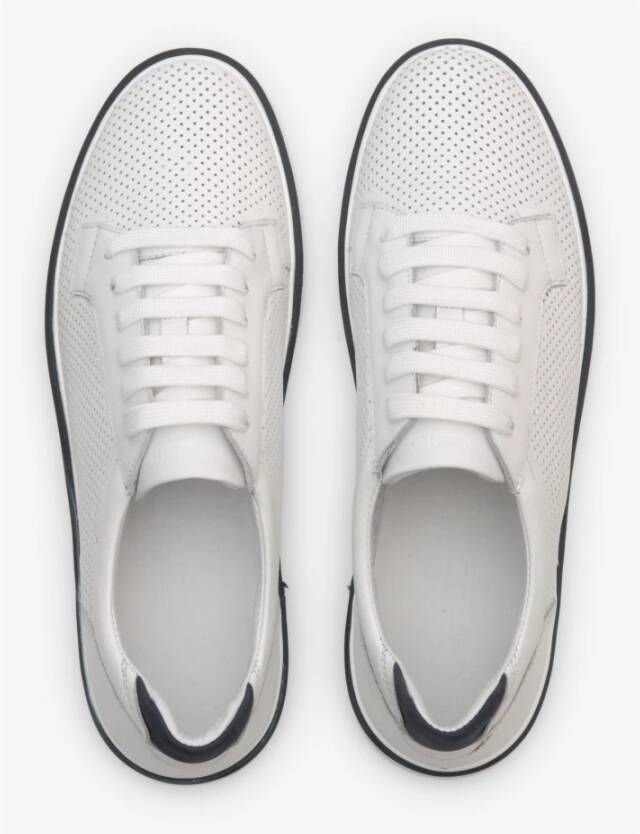 Estro Witte Geperforeerde Heren Leren Sneakers voor de Zomer Er00111305 White Heren