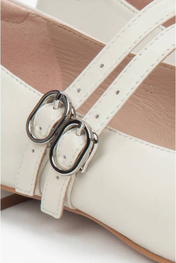 Estro Witte Ballerina`s met Lage Hak