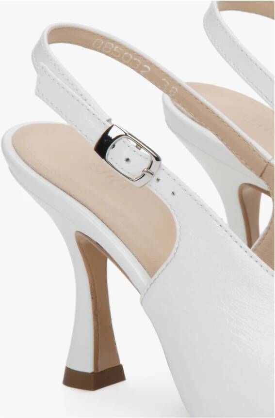 Estro Witte slingback pumps voor dames gemaakt van echt Italiaans patentleer
