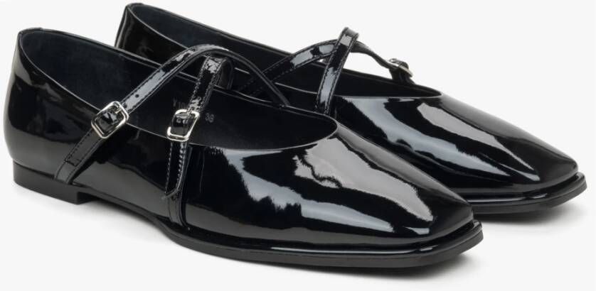 Estro Zwarte Ballerina`s voor Dames met een Gesp van Lakleer Er00115744 Black Dames
