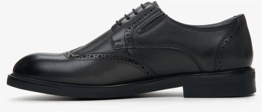 Estro Zwarte leren brogues met decoratieve perforatie Black Heren