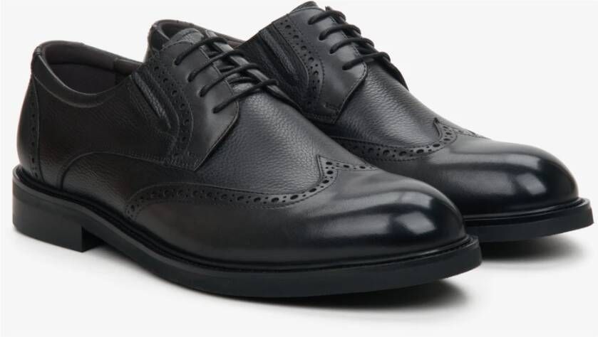 Estro Zwarte leren brogues met decoratieve perforatie Black Heren