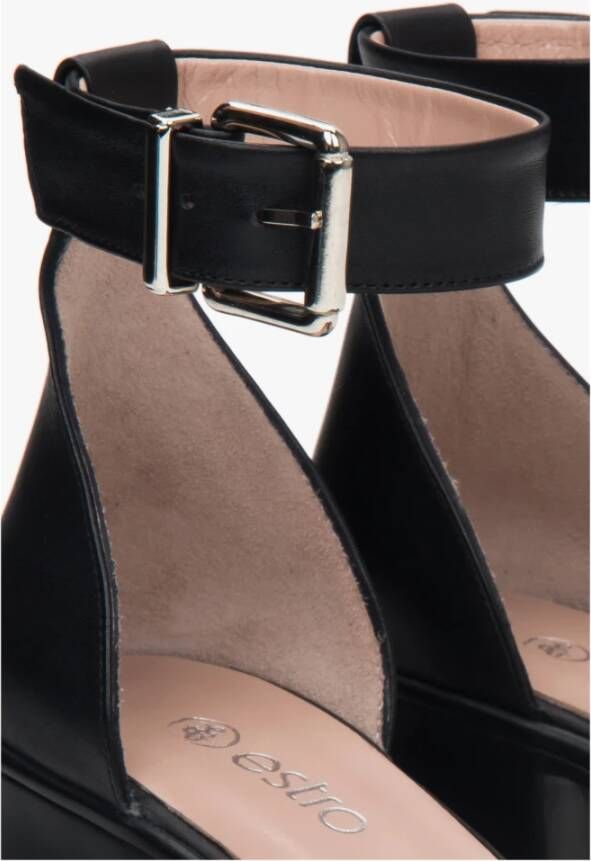 Estro Zwarte leren sandalen met blokhak