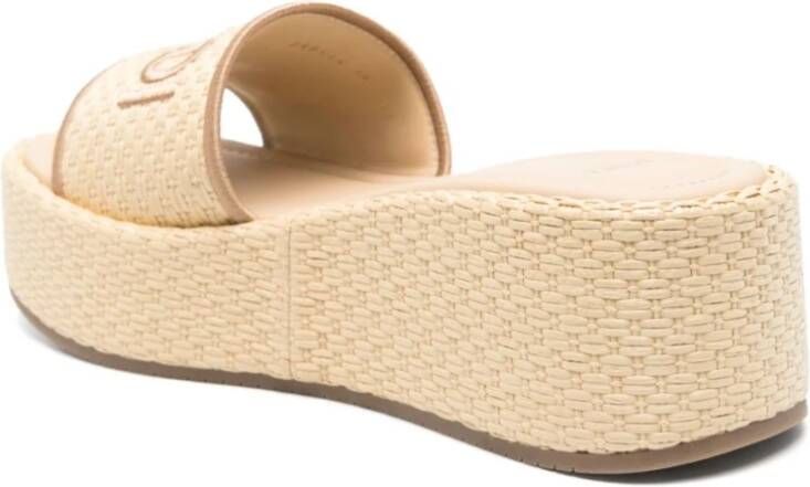 Fendi Beige Slip-On Plateau Sandalen