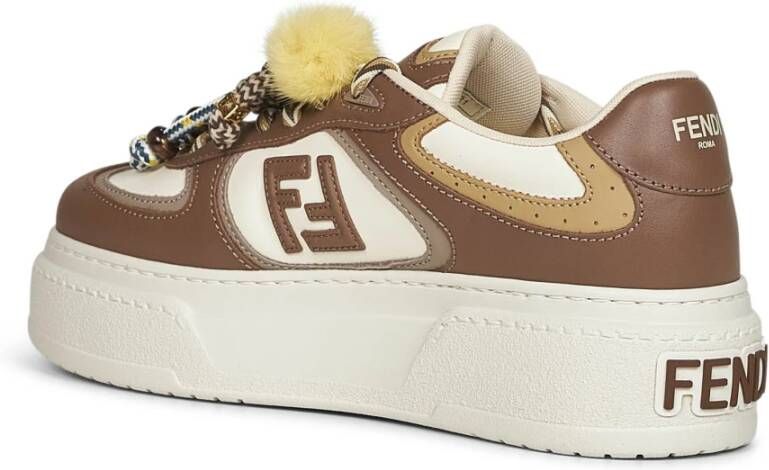 Fendi Bruin Leren Sneakers met Charms