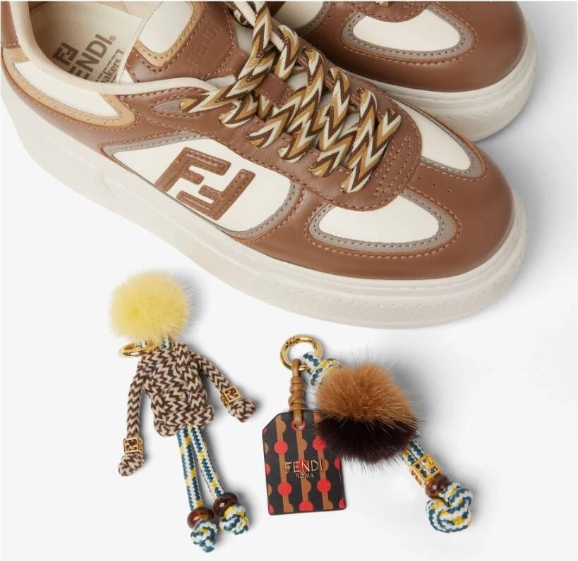 Fendi Stijlvolle kalfsleren sneaker met rubberen versieringen