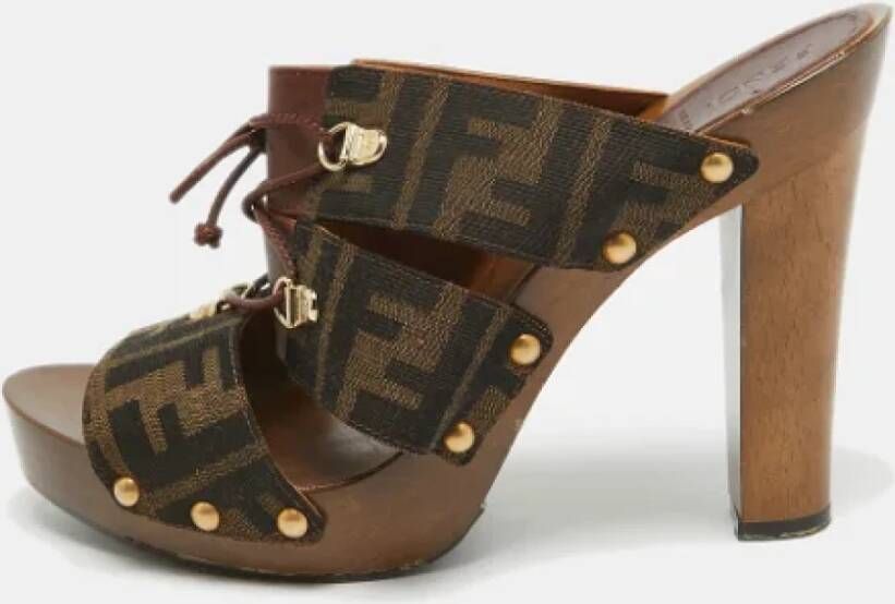 Fendi Vintage Pre-owned Canvas sandals Brown Dames