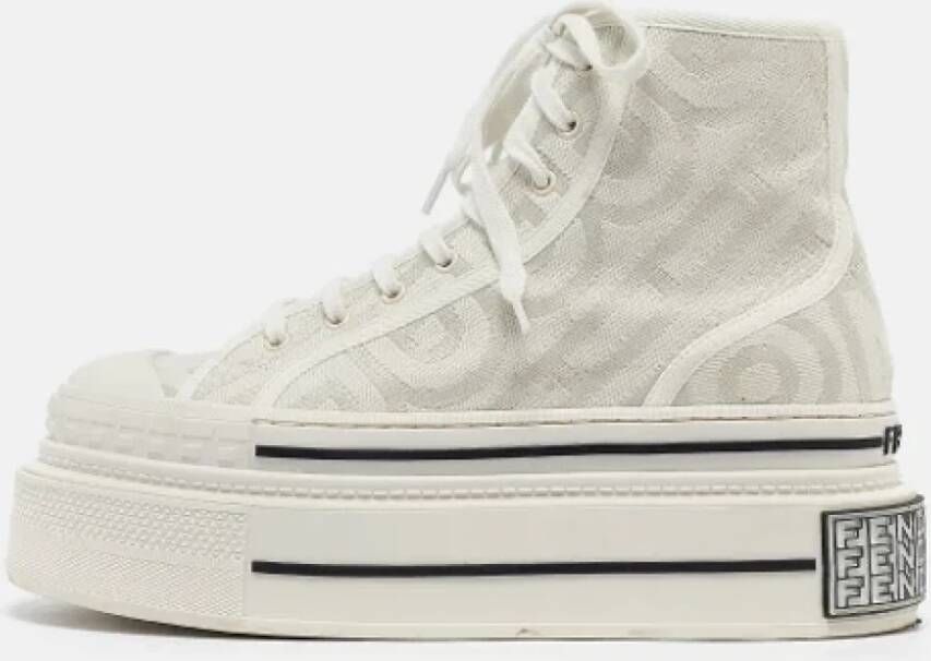 Fendi Vintage Pre-owned Canvas sneakers White Dames