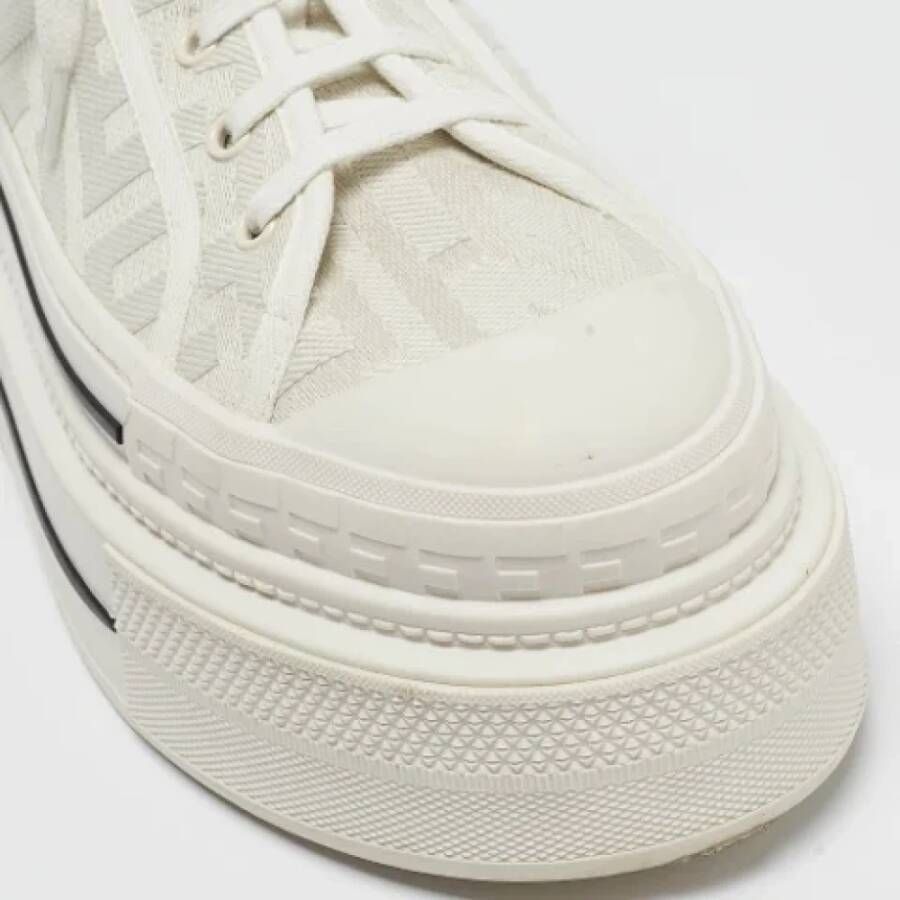 Fendi Vintage Pre-owned Canvas sneakers White Dames