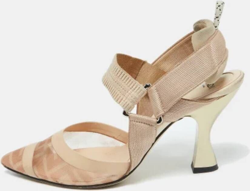 Fendi Vintage Pre-owned Fabric heels Beige Dames