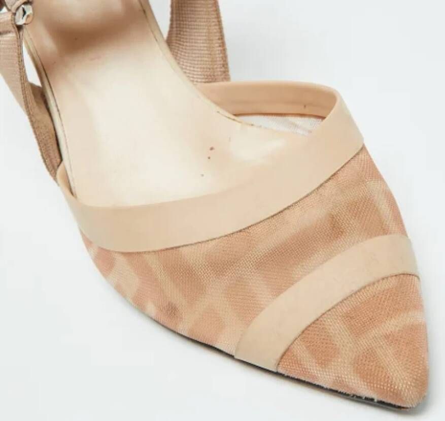 Fendi Vintage Pre-owned Fabric heels Beige Dames