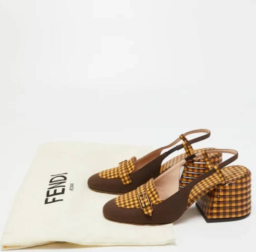 Fendi Vintage Pre-owned Fabric heels Brown Dames