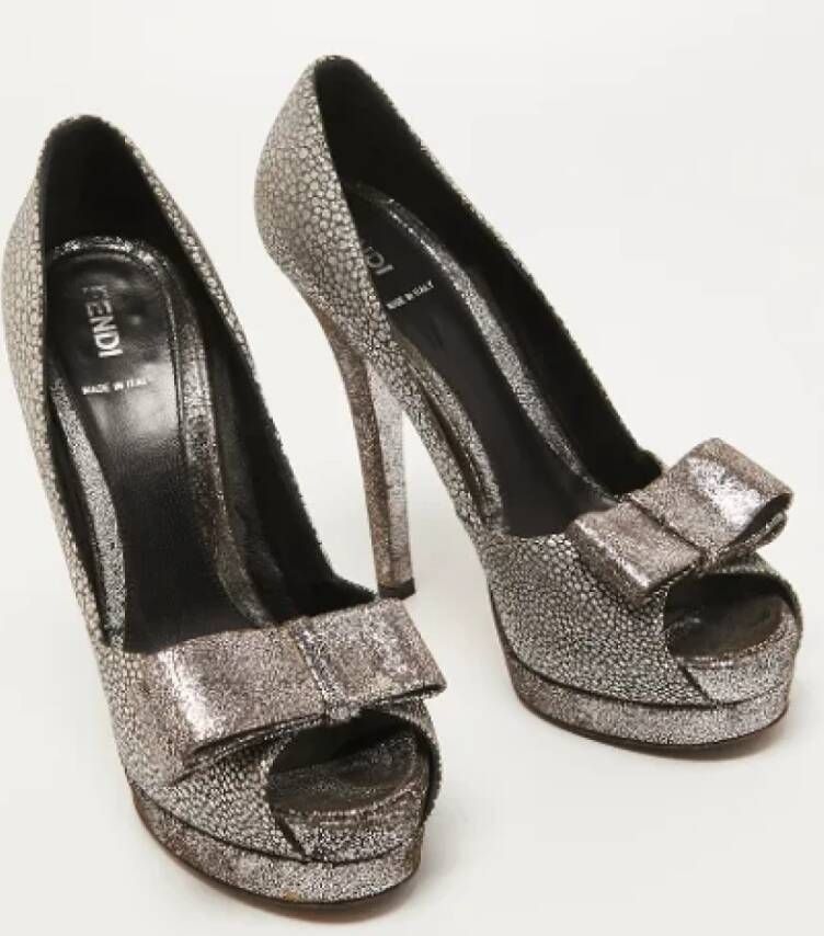 Fendi Vintage Pre-owned Fabric heels Gray Dames