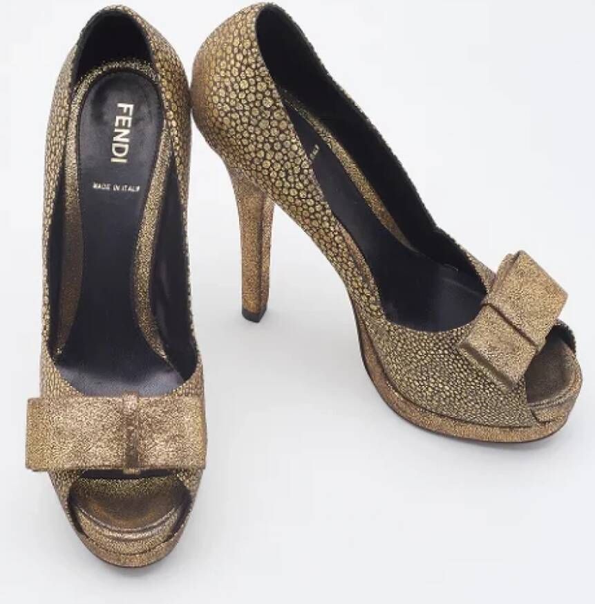 Fendi Vintage Pre-owned Fabric heels Yellow Dames