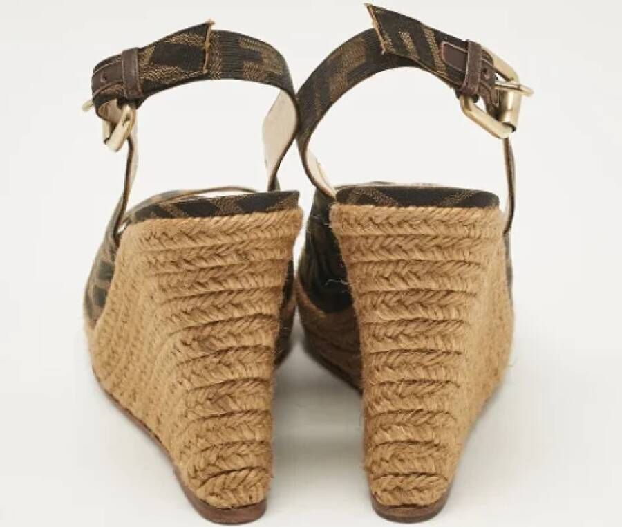 Fendi Vintage Pre-owned Fabric sandals Brown Dames