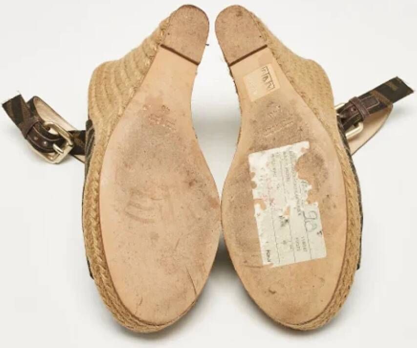 Fendi Vintage Pre-owned Fabric sandals Brown Dames