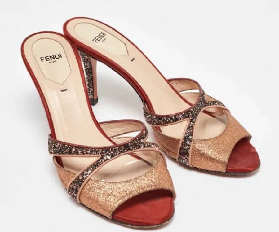 Fendi Vintage Pre-owned Fabric sandals Yellow Dames