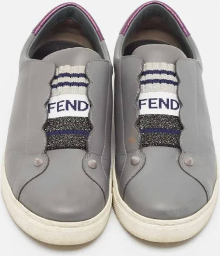 Fendi Vintage Pre-owned Fabric sneakers Gray Dames