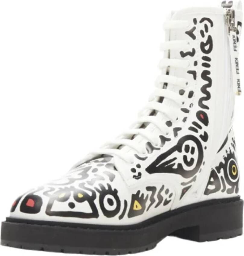 Fendi Vintage Pre-owned Leather boots White Dames