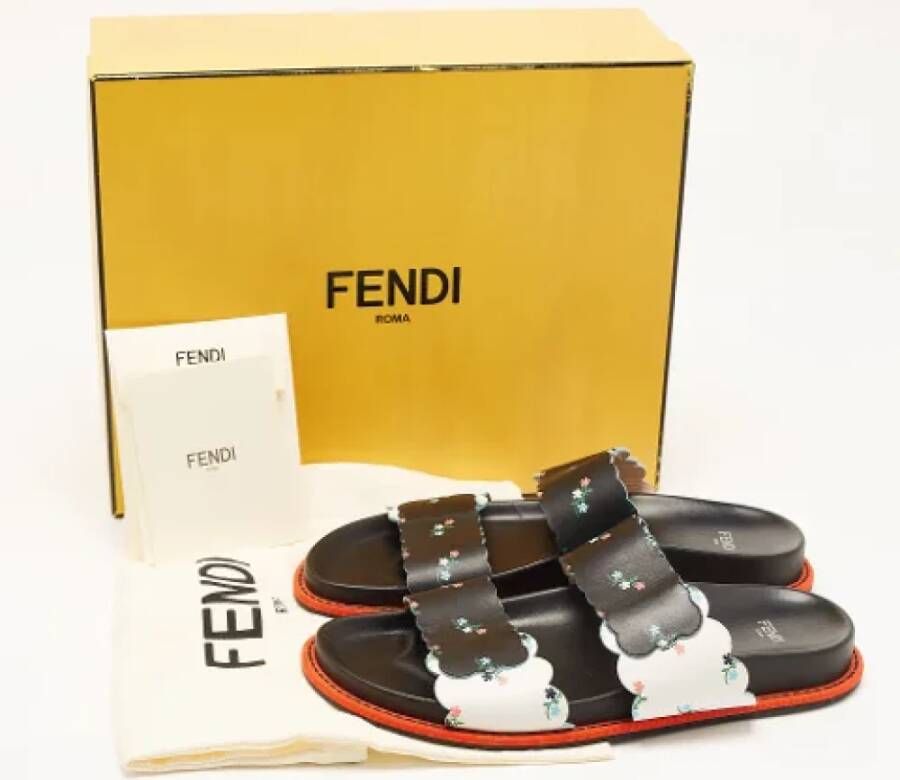 Fendi Vintage Pre-owned Leather flats Multicolor Dames