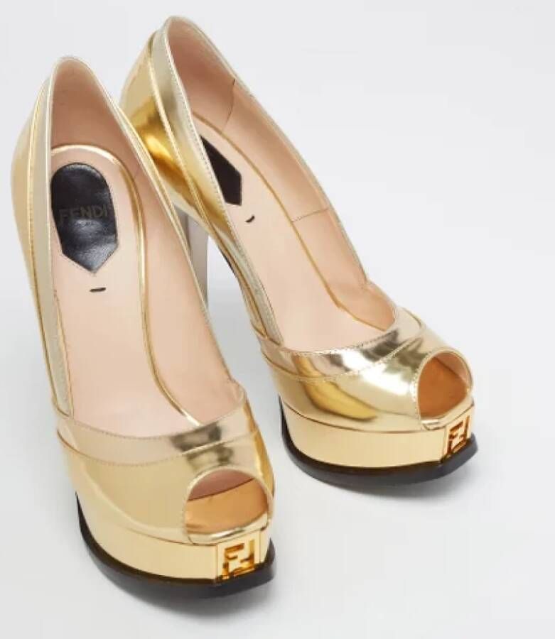 Fendi Vintage Pre-owned Leather heels Yellow Dames