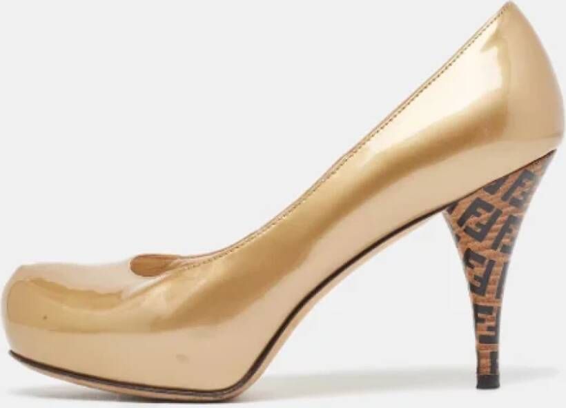 Fendi Vintage Pre-owned Leather heels Yellow Dames