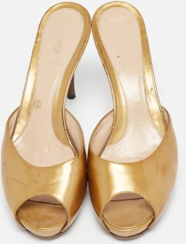 Fendi Vintage Pre-owned Leather heels Yellow Dames