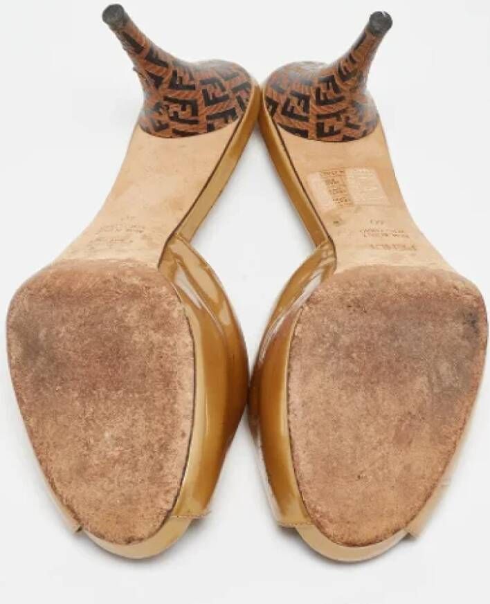 Fendi Vintage Pre-owned Leather heels Yellow Dames
