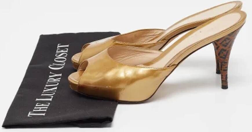 Fendi Vintage Pre-owned Leather heels Yellow Dames