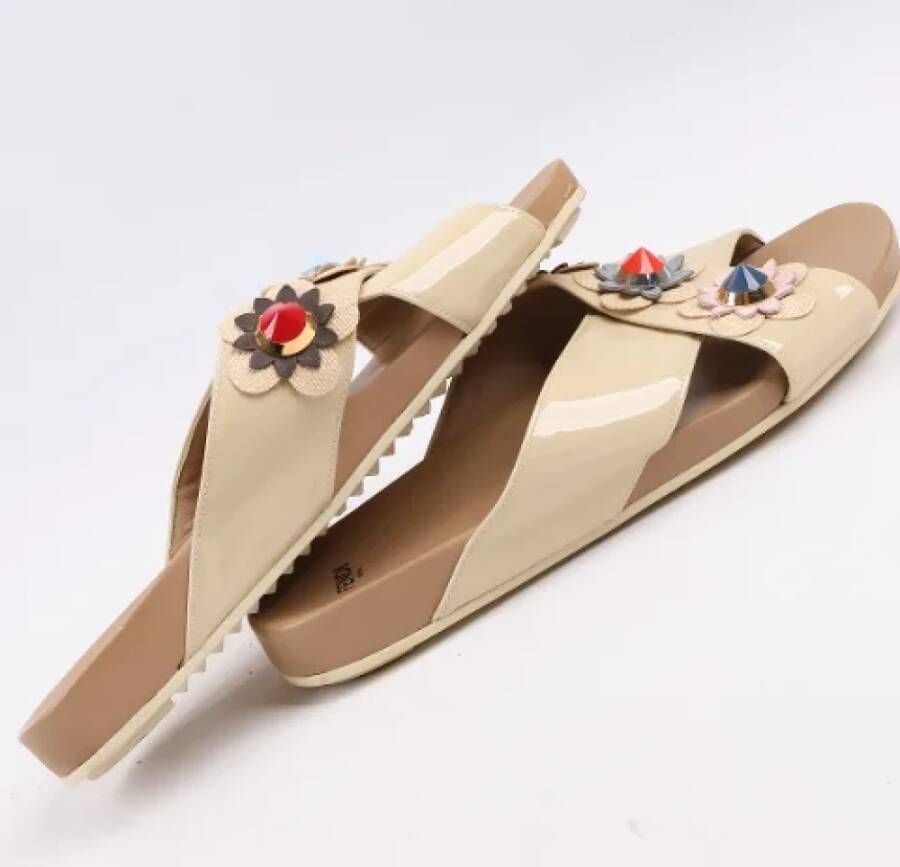 Fendi Vintage Pre-owned Leather sandals Beige Dames