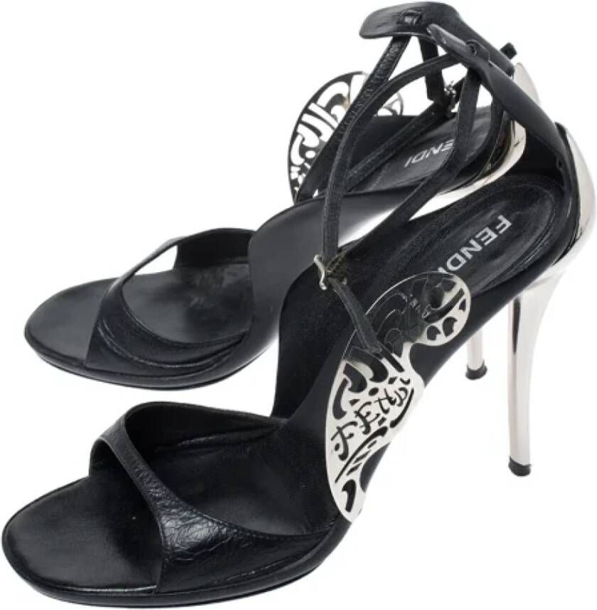 Fendi Vintage Pre-owned Leather sandals Black Dames