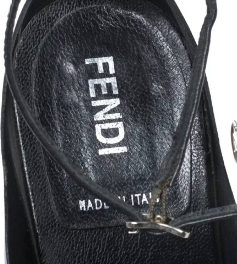 Fendi Vintage Pre-owned Leather sandals Black Dames