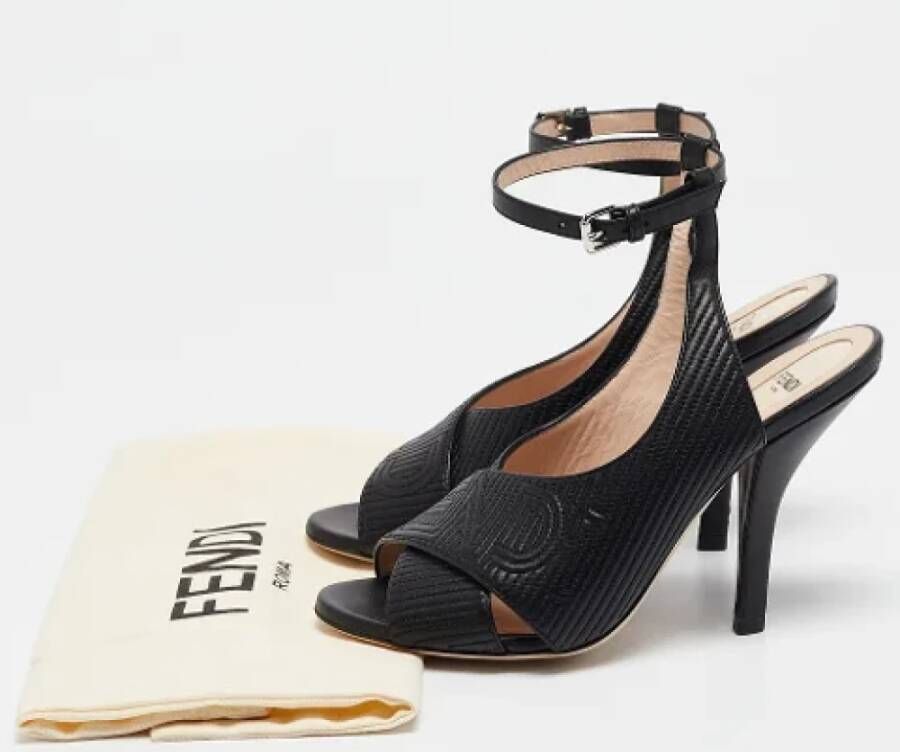 Fendi Vintage Pre-owned Leather sandals Black Dames