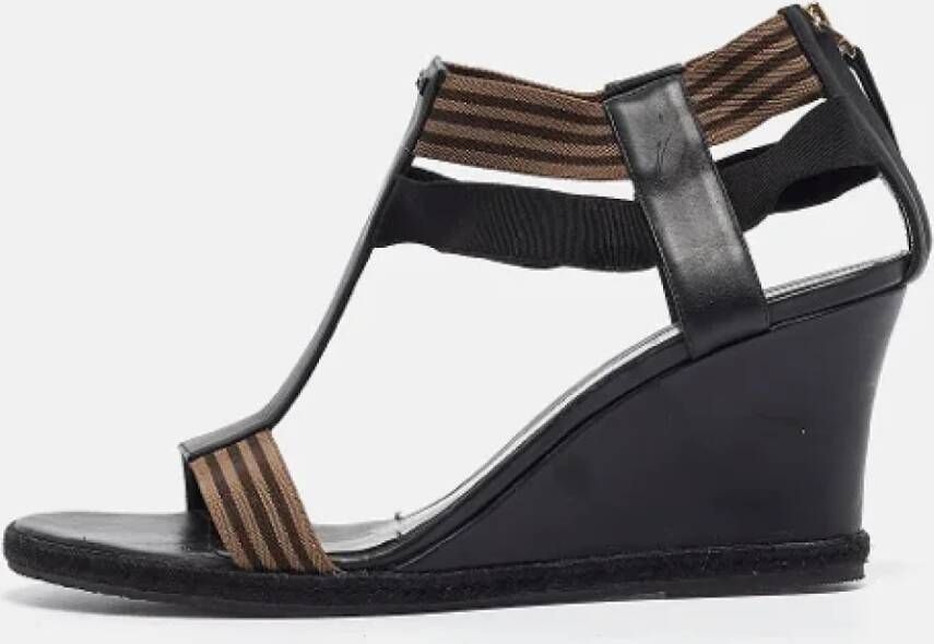 Fendi Vintage Pre-owned Leather sandals Black Dames